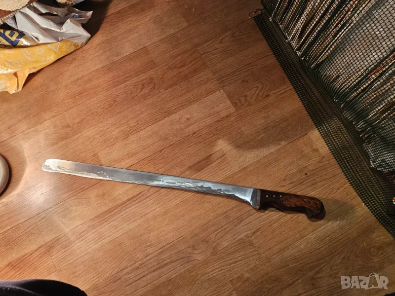 Голям стар  занаятчийски нож за дюнери 1 - закалена стомана и дръжка от орех за колекция, снимка 1