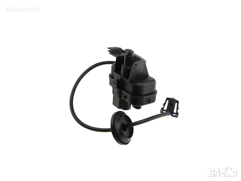Моторче за заключване на резервоар за VW Golf 5 Variant, снимка 1