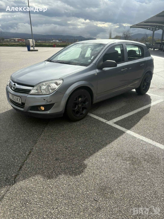 Опел Астра Х 2009 г , снимка 1