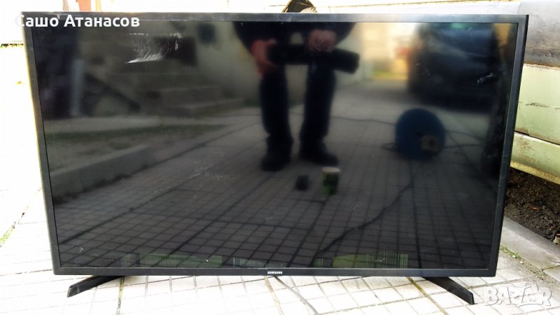 SAMSUNG UE40J5200AW със счупена матрица ,BN41-02482A ,BN44-00852A ,WDF710Q ,GY-JJ040BGNV6H ,J4003, снимка 1