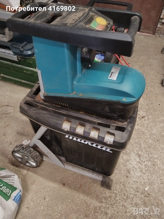 Дробилка за клони MAKITA, снимка 1