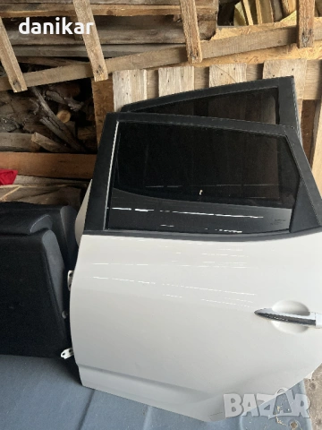 Врати за Hyundai IX20
