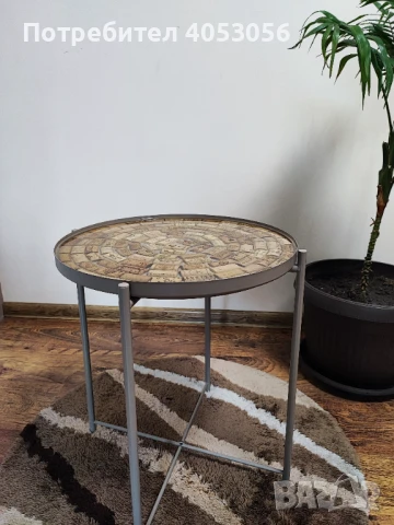 Кръгла маса от винени коркови тапи и епоксидна смола, снимка 5 - Маси - 50544463