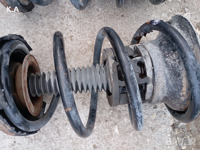 Предни амортисьори Renault Laguna 1.9 dci 102, снимка 3 - Части - 51913786