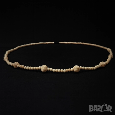 Ръчно резбована стара огърлица от слонова кост, снимка 3 - Колиета, медальони, синджири - 46411906