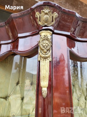 Италианска барокова витрина 025, снимка 5 - Секции и витрини - 39368943