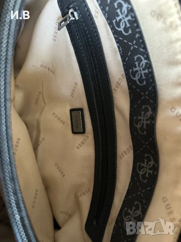 Оригинална чанта GUESS, снимка 13 - Чанти - 50847245