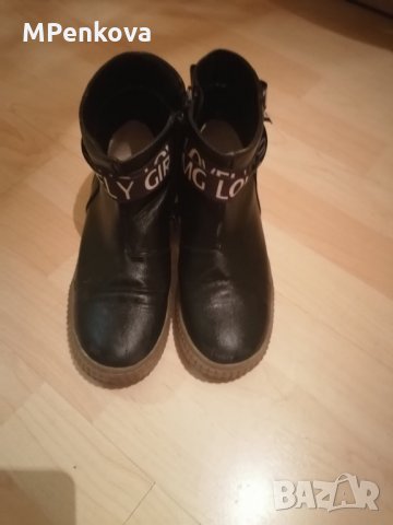 Черни боти , снимка 2 - Детски боти и ботуши - 33952943