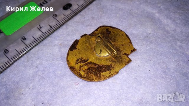 За АКТИВНА ПРОФСЪЮЗНА РАБОТА Стара РЯДКА СОЦ НРБ СИНДИКАЛНА ЕМАЙЛИРАНА БРОНЗОВА ЗНАЧКА 33505, снимка 4 - Колекции - 38970144