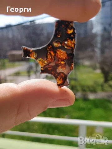 Натурален метеорит,паласит Sericho, снимка 3 - Колекции - 53970434