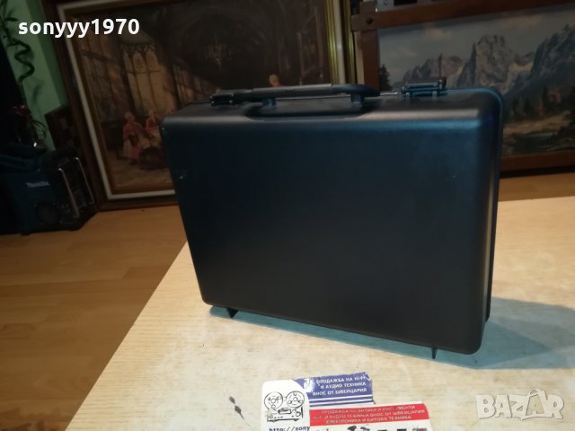 BEHRINGER NEW MODEL-КУФАР 1801221401, снимка 15 - Микрофони - 35476880