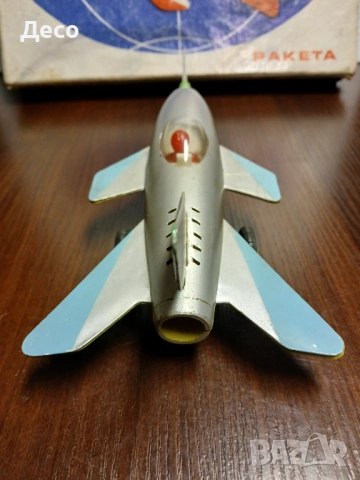 Стара рядка българска играчка космическа ракета Самоков., снимка 6 - Колекции - 54090146