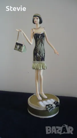 Игленик - статуетка, снимка 5 - Декорация за дома - 47741638