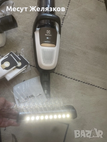 Electrolux PureF9 Alergy прахосмукачка (вертикална), снимка 6 - Прахосмукачки - 55729007