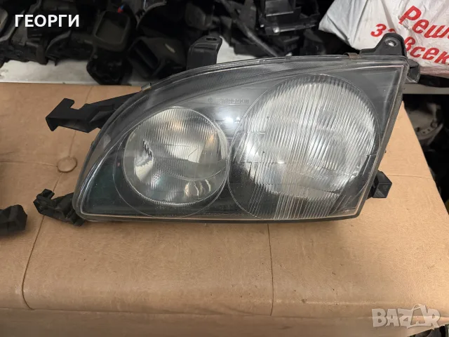 фарове эа toyota avensis t220, снимка 3 - Аксесоари и консумативи - 55768866