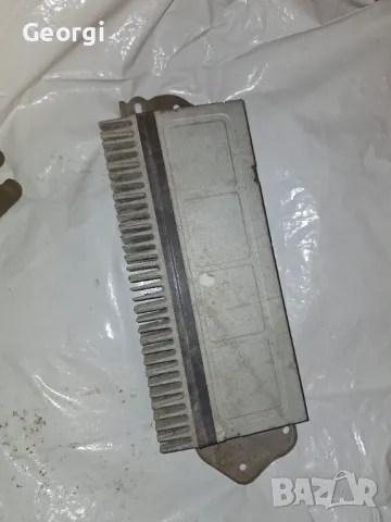 НЕРАБОТЕЩ Аудио усилвател свален от LEXUS IS 220D 2007