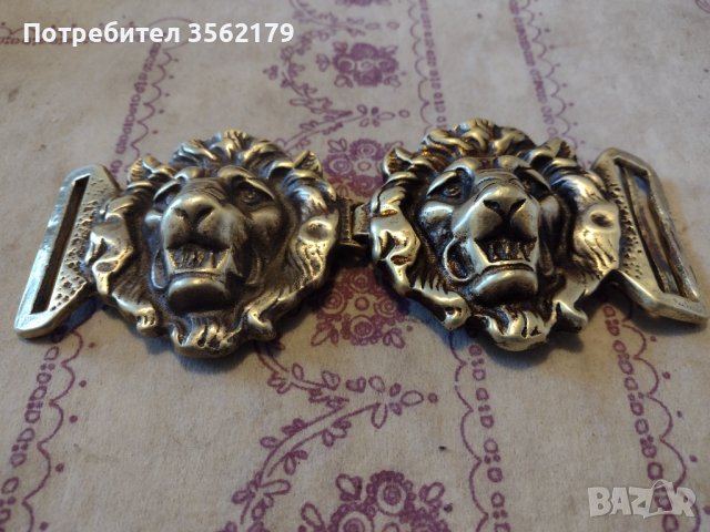 Стара бронзова тока с лъвове, снимка 5 - Антикварни и старинни предмети - 42379355