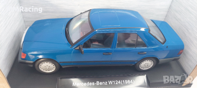 Мерцедес 300Е 1:18, снимка 8 - Колекции - 44932068