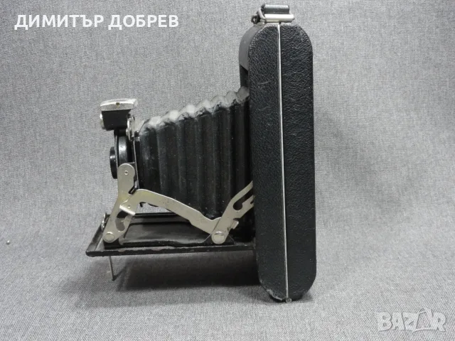 СТАР РЕТРО МЕХОВ ФОТОАПАРАТ EASTMAN KODAK BROWNIE PLIANT SIX-20 FOLDING CAMERA USA, снимка 3 - Антикварни и старинни предмети - 55717502