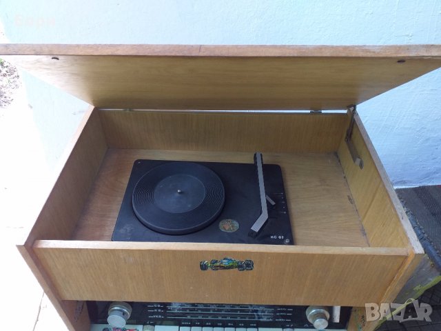 АКОРД-104 Радио-грамофон/музикален шкаф  2, снимка 4 - Радиокасетофони, транзистори - 29566033