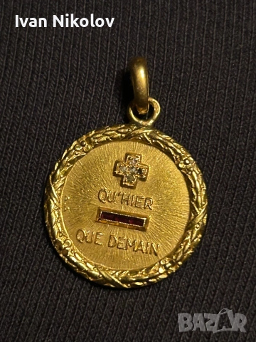 Рядък любовен медальон Арт Деко злато 750 с диаманти!!!