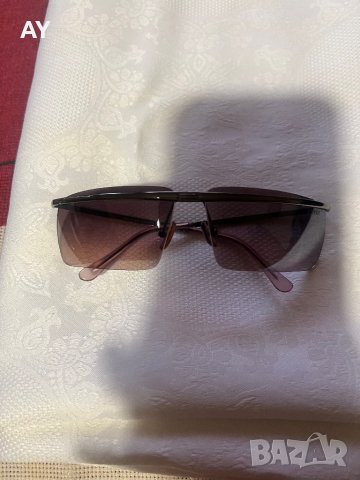 Слънчеви очила Fendi, снимка 13 - Слънчеви и диоптрични очила - 38645256