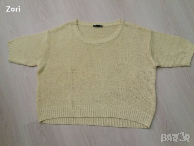 Къса бледожълта блуза в рехаво плетиво със 7/8 дължина на ръкава , снимка 1