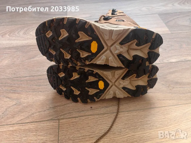 Маратонки Hoka mid GTX , снимка 7 - Маратонки - 56149229