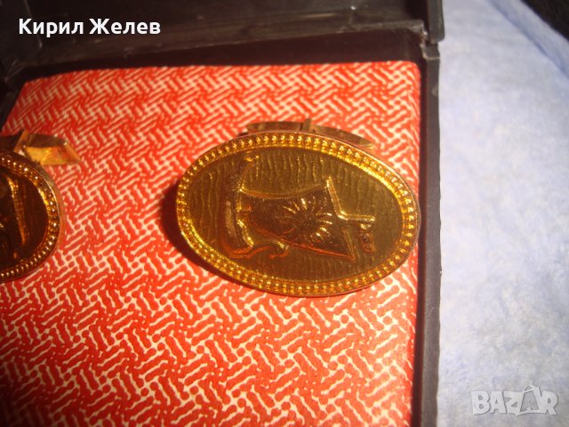 СТАРИ РЯДЪК МОДЕЛ ПОЗЛАТЕНИ БРОНЗОВИ ЛУКСОЗНИ БУТОНЕЛИ в КУТИЙКА 19820, снимка 4 - Антикварни и старинни предмети - 37590447