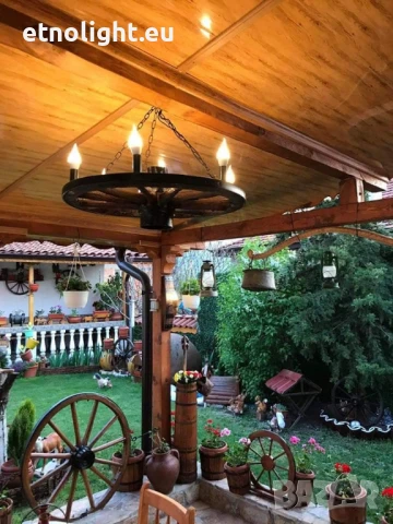 Полилеи от автентични реставрирани колела от каруца , снимка 15 - Полилеи - 40219450