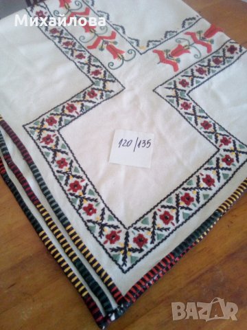 Ръчно извезана покривка, снимка 4 - Гоблени - 34259736
