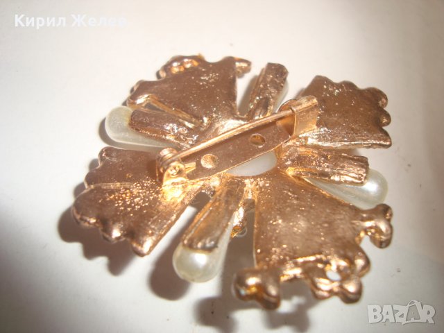ВИНТИДЖ БРОШКА с БЛЕСТЯЩИ КАМЪНИ и КРИСТАЛИ и ЕМАЙЛ ПОЗЛАТЕНА 76244, снимка 3 - Други - 30568685