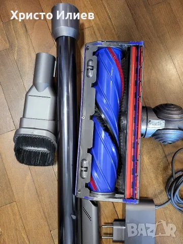 Акумулаторна безжична Прахосмукачка Dyson V8 Advanced, снимка 6 - Прахосмукачки - 55816822