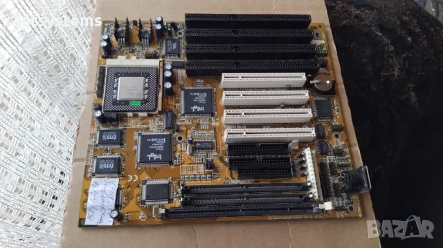 Дънна платка Intel FIC VT-501 VER:1.1 Socket 7, снимка 4 - Дънни платки - 47870255