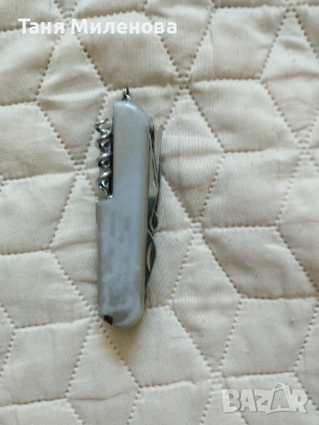 Колекционерско джобно ножче със много възможности ( ножичка, отварачка отверка и пр.), снимка 7 - Антикварни и старинни предмети - 51129642