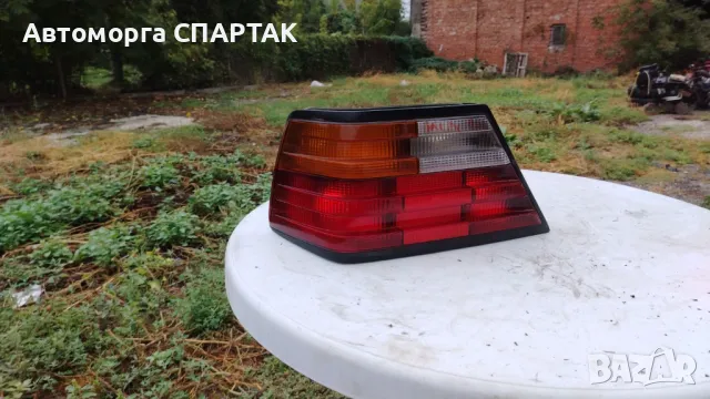 Ляв и десен стоп Mercedes E-class W124 седан (1984-1996г.)