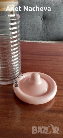 Стъклен релефен буркан с дървена капачка; керамичен капак; шише за наливен парфюм , снимка 4 - Буркани, бутилки и капачки - 42048099