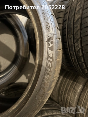 235/35/19 Michelin , снимка 2 - Гуми и джанти - 56045491