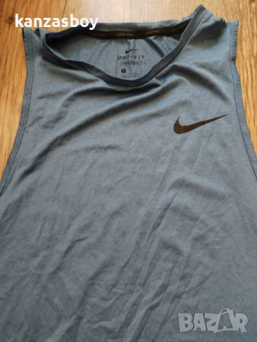 Nike Hyper Dry - страхотен мъжки потник КАТО НОВ М, снимка 3 - Тениски - 50774817
