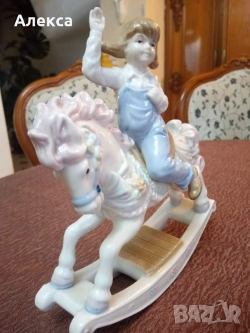Порцеланова фигура , снимка 4 - Статуетки - 52775592