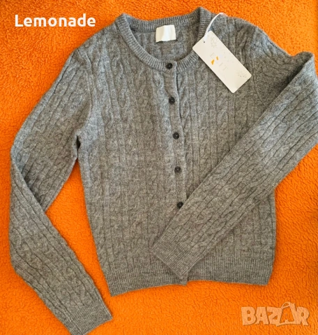 Нова дамска жилетка с вълна С размер, снимка 2 - Потници - 40112633