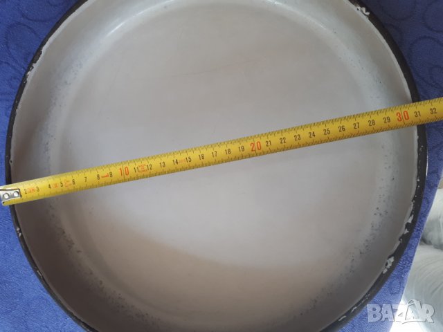 Емайлирана тава 31см. диаметър, 5 см. височина бежова, снимка 2 - Съдове за готвене - 31274712