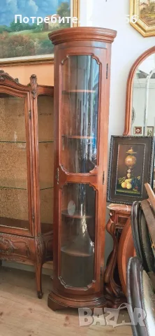 Ъглова  витрина, снимка 2 - Антикварни и старинни предмети - 56042146