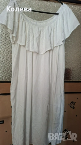 Бяла дамска рокля
