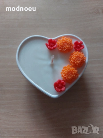 Свещ сърце с маргаритка, снимка 8 - Подаръци за жени - 53014458