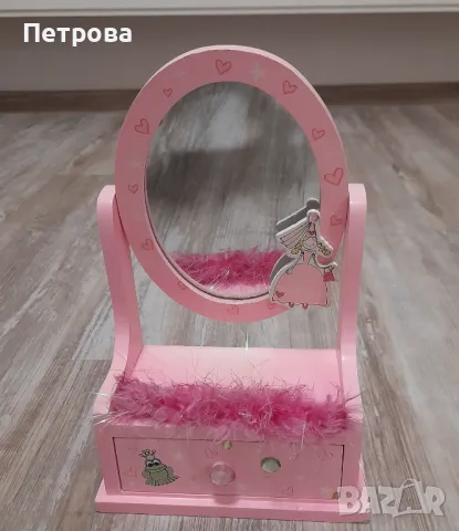 Детска дървена тоалетка, снимка 1