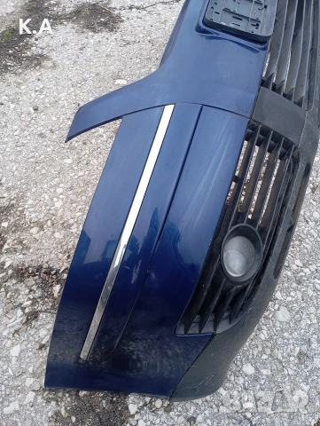 Предна броня VW Passat 5.5, снимка 5 - Части - 53373999