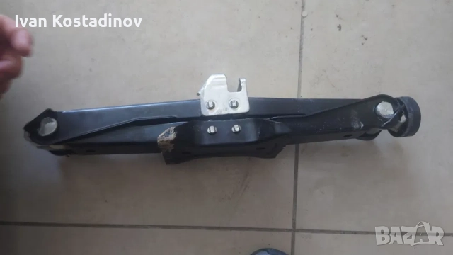 Авариен комплект Audi A5, снимка 3 - Аксесоари и консумативи - 52920543