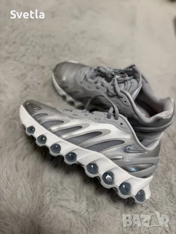 маратонки Nike W air max DN8
