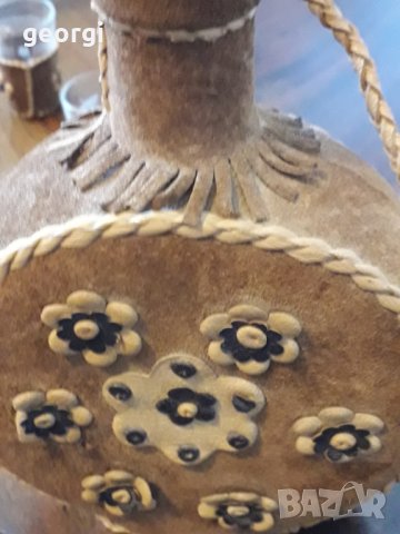 Декоративна бутилка бъклица с шест чаши   4/3, снимка 7 - Аксесоари за кухня - 31683461